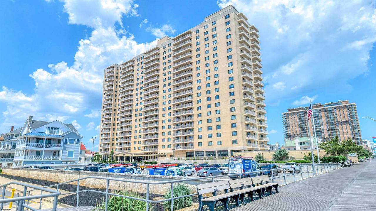 5000 Boardwalk - Photo 1