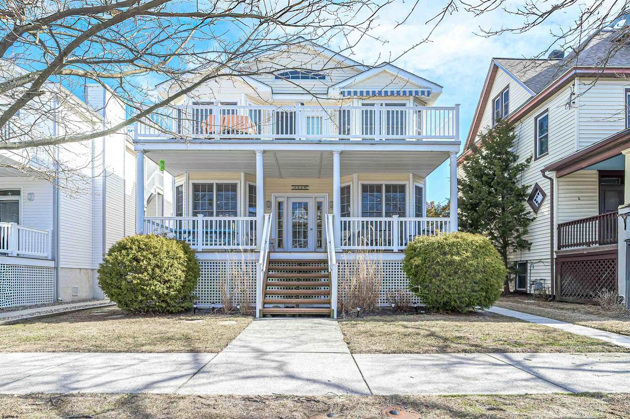 1329 Central - Photo 1