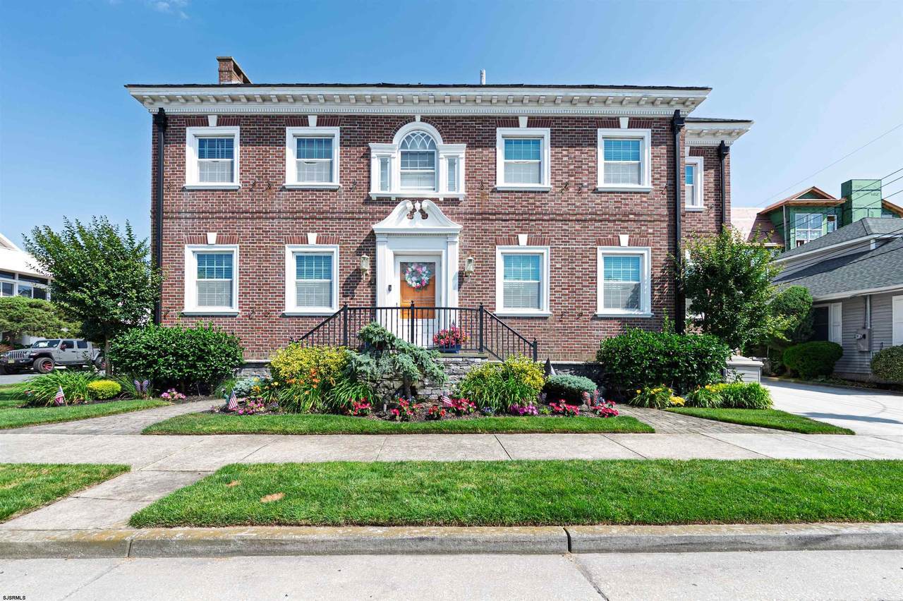 100 Thurlow - Photo 1