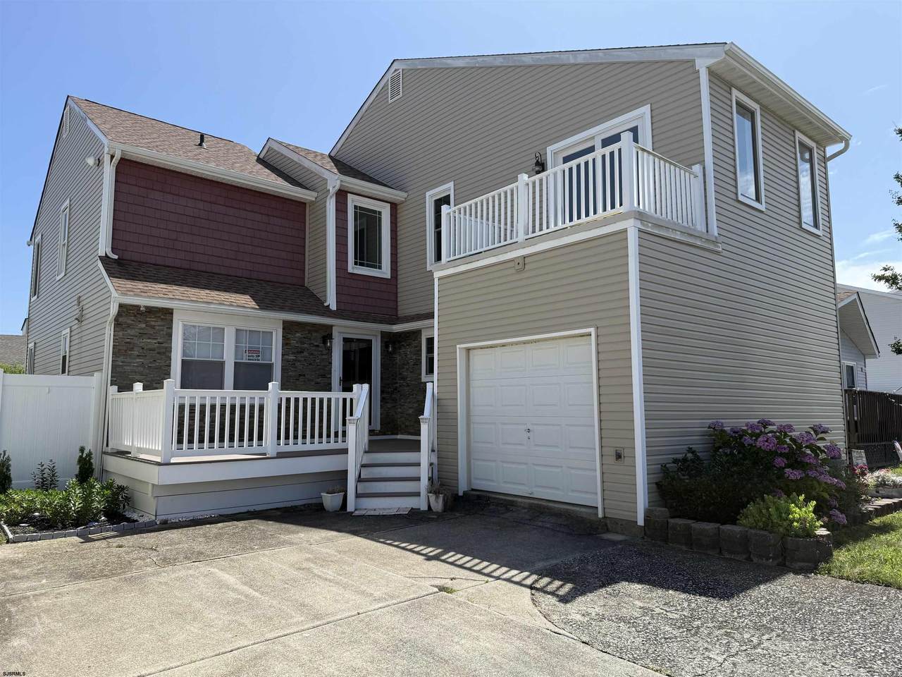 1324 Quimet - Photo 1