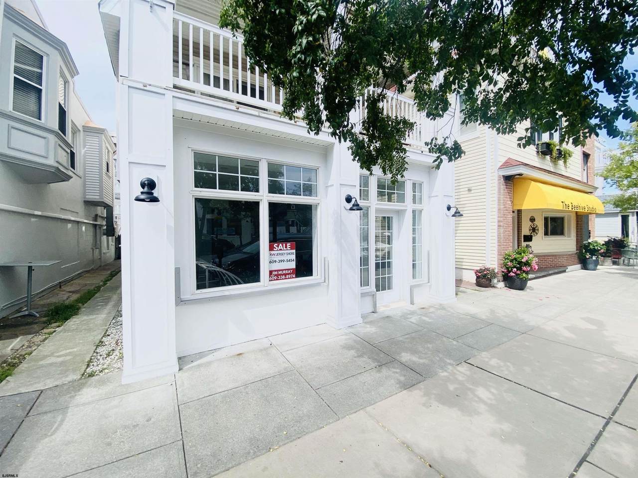 620 Asbury - Photo 1