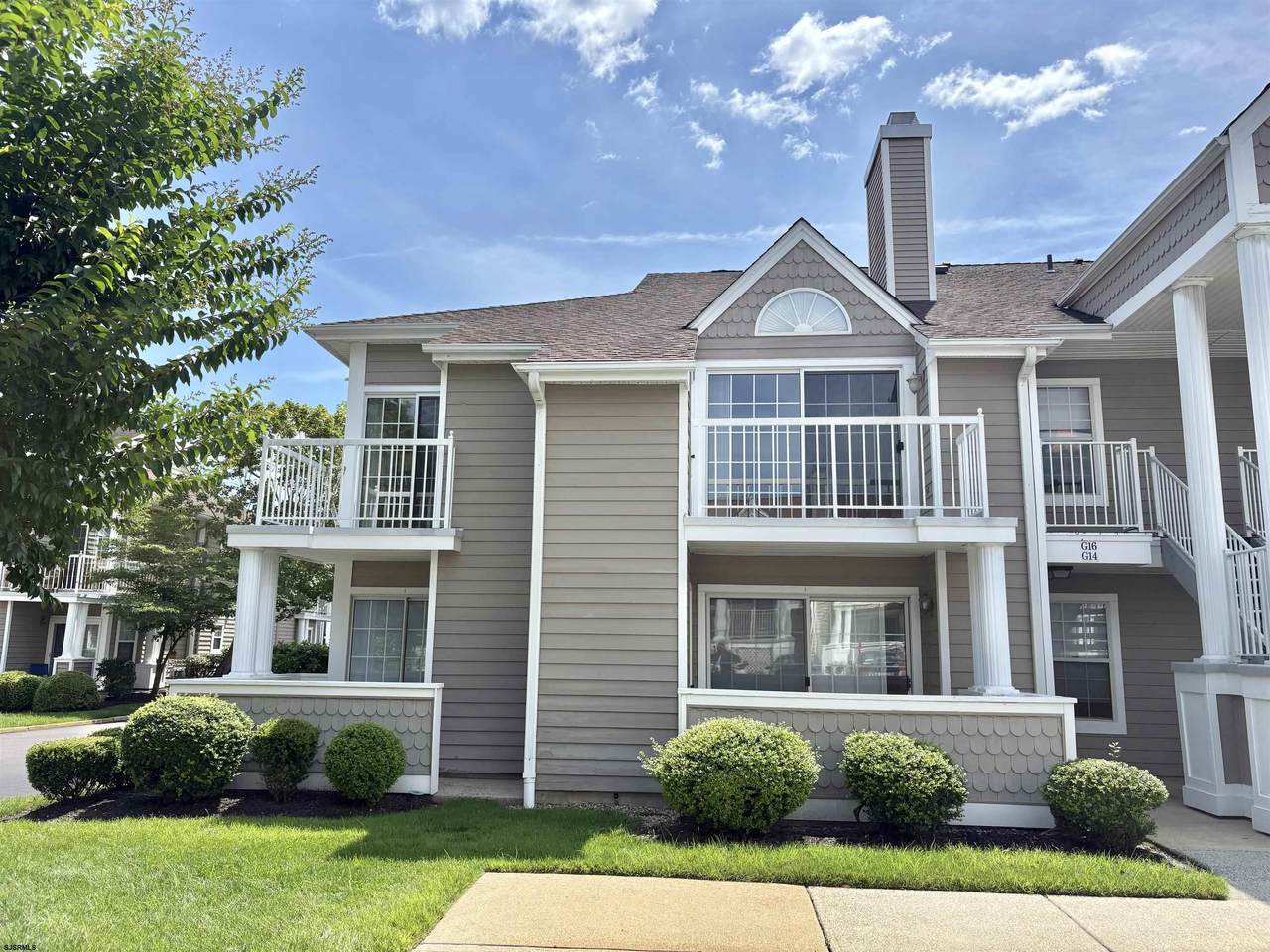 550 Central Avenue - Photo 1