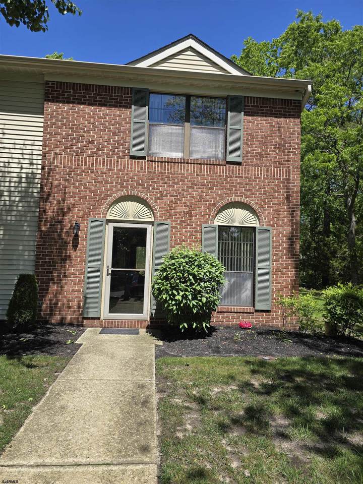 56 Greenwich - Photo 1