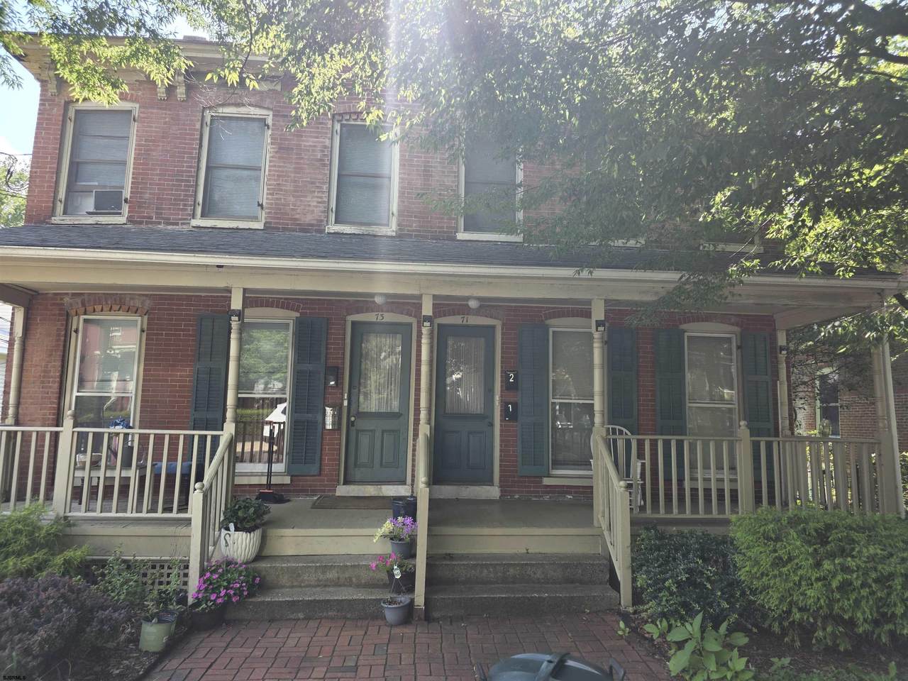 71 Union - Photo 1