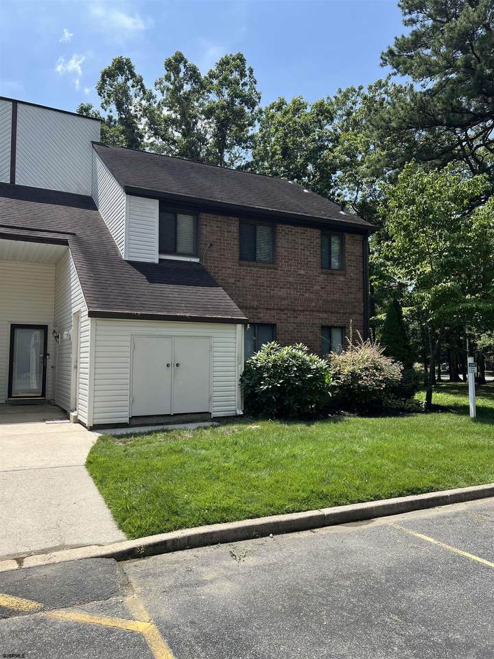 24 Country Magnolia - Photo 1