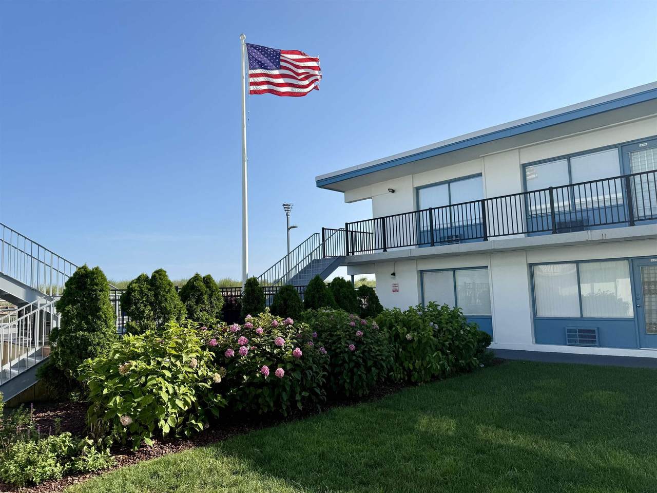 3501 Boardwalk #B101 - Photo 1