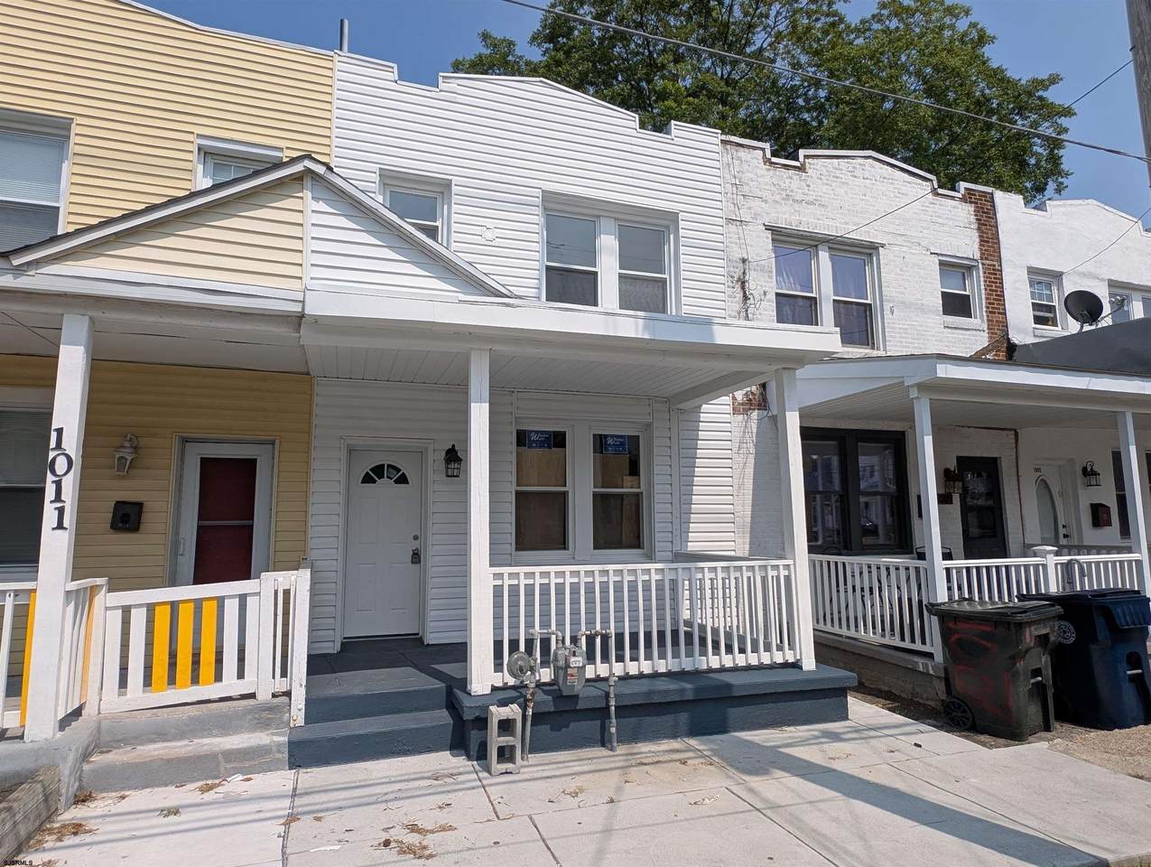 1009 Michigan - Photo 1