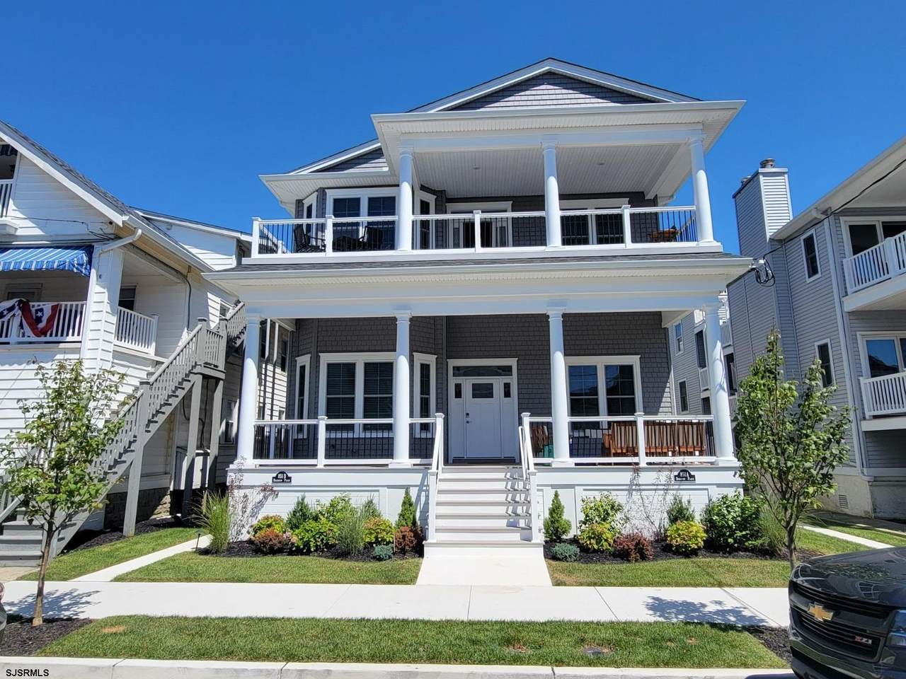 851 Brighton - Photo 1
