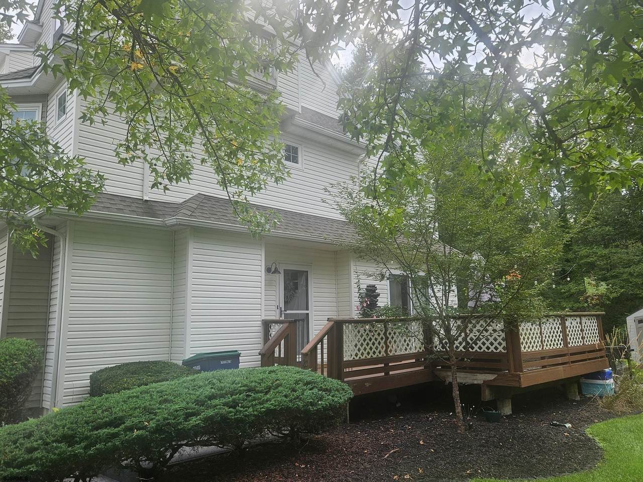 https://bt-photos.global.ssl.fastly.net/sjersey/1280_boomver_1_599812-2.jpg