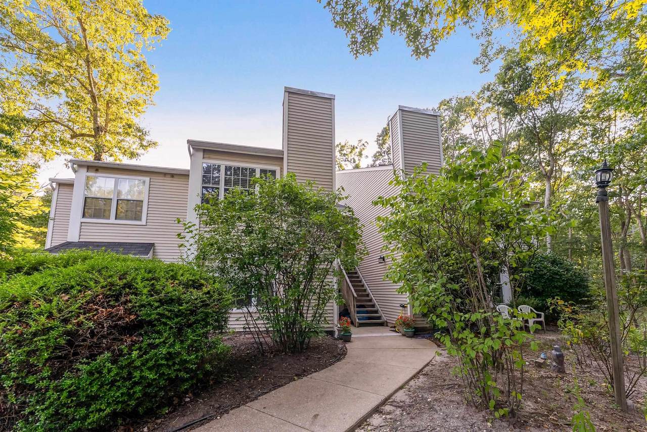 25 Pheasant Meadow Dr - Photo 1