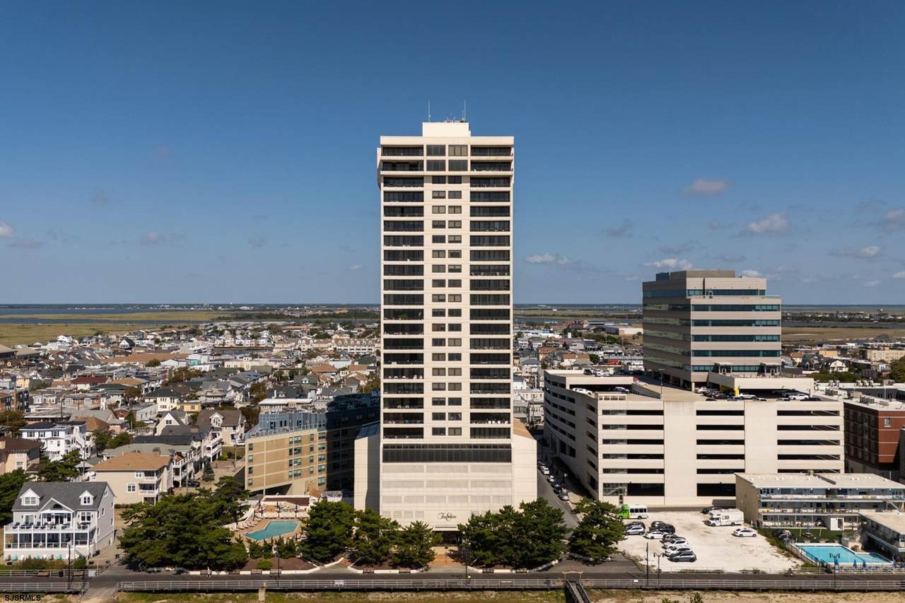 3851 Boardwalk - Photo 1