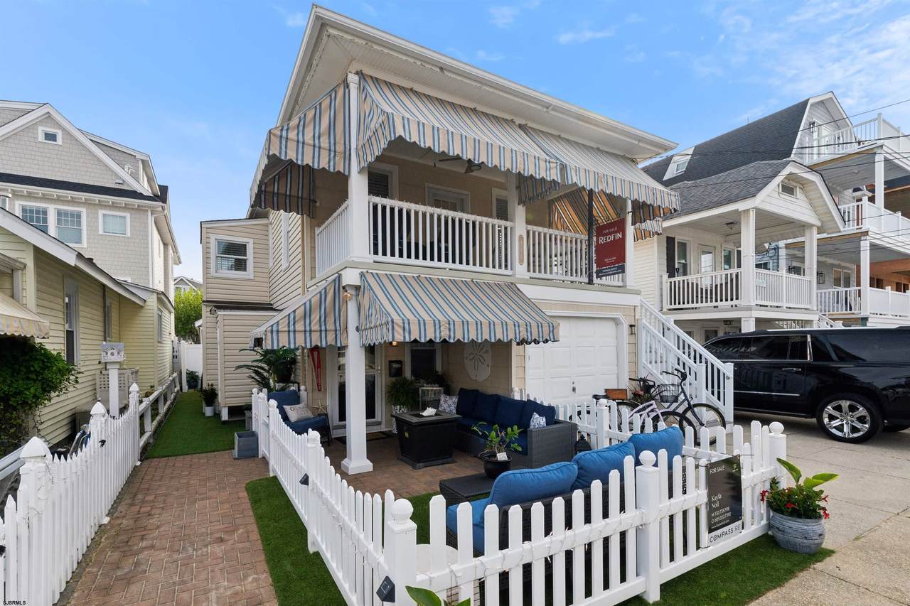 816 St James - Photo 1