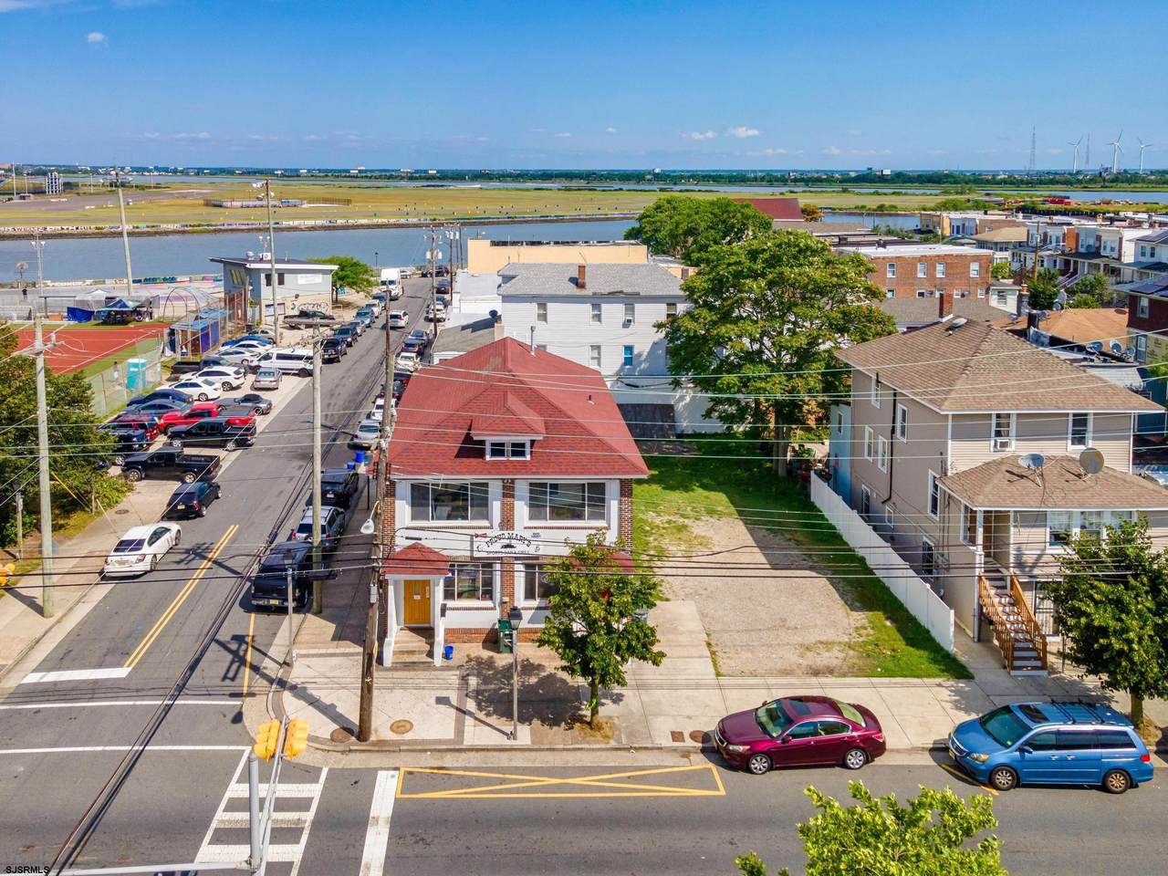 3207-3209 Fairmount - Photo 1