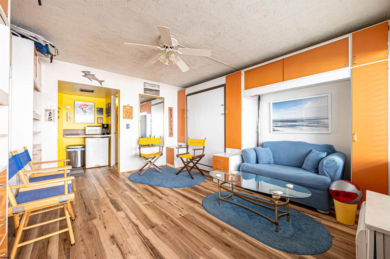 3501 Boardwalk B-125 - Photo 1