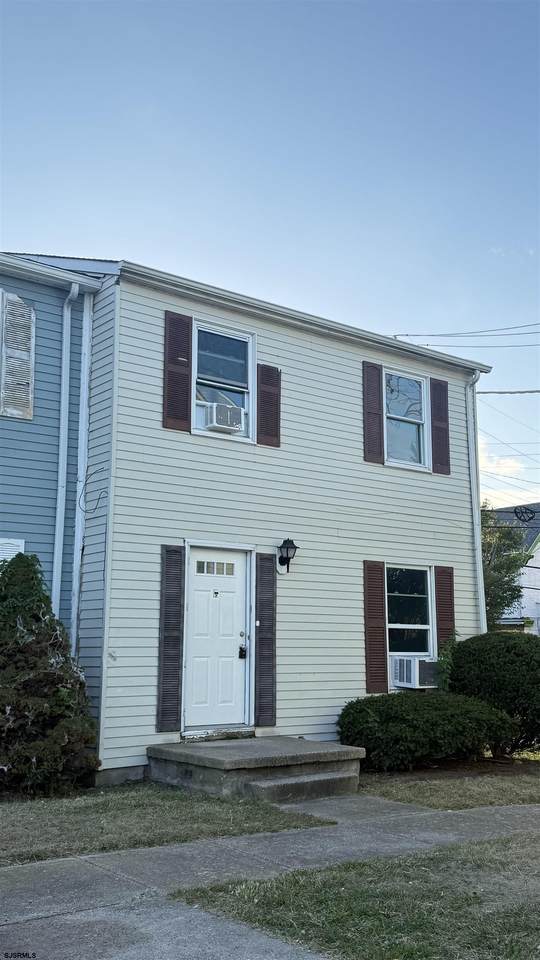 56 Pennsylvania - Photo 1