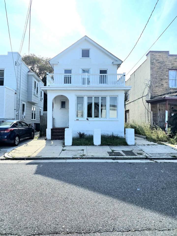 346 Delaware - Photo 1