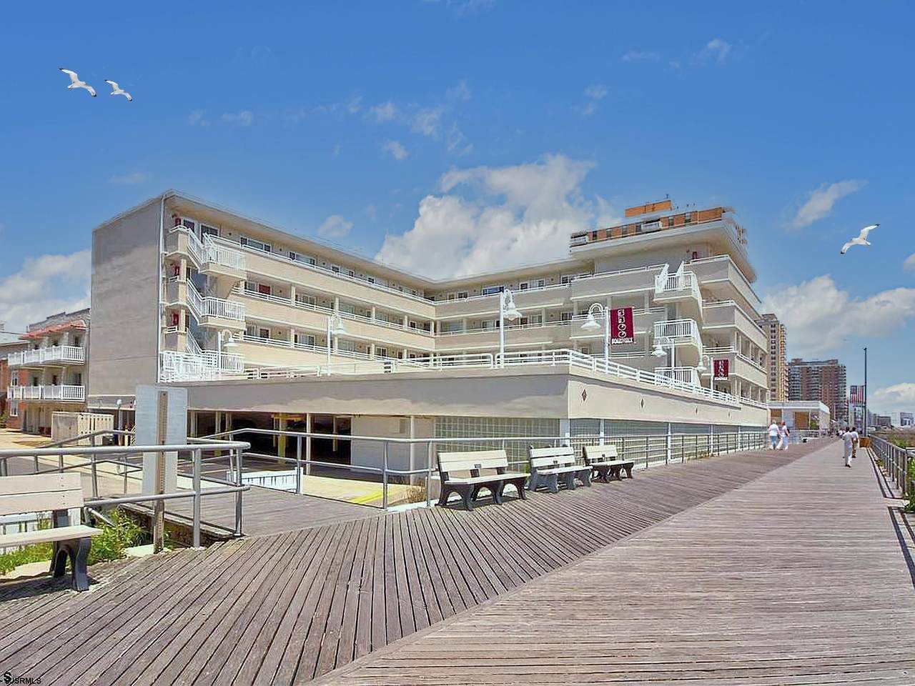 5300 Boardwalk - Photo 1