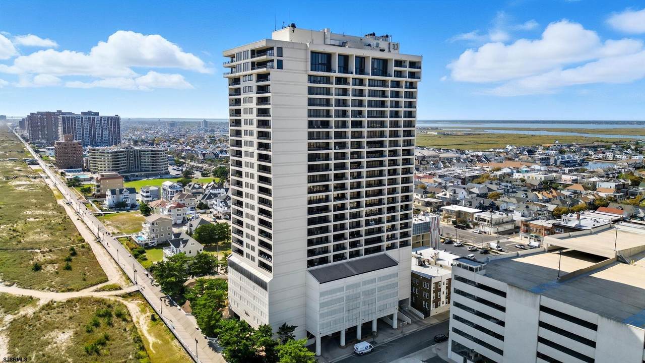 3851 Boardwalk - Photo 1