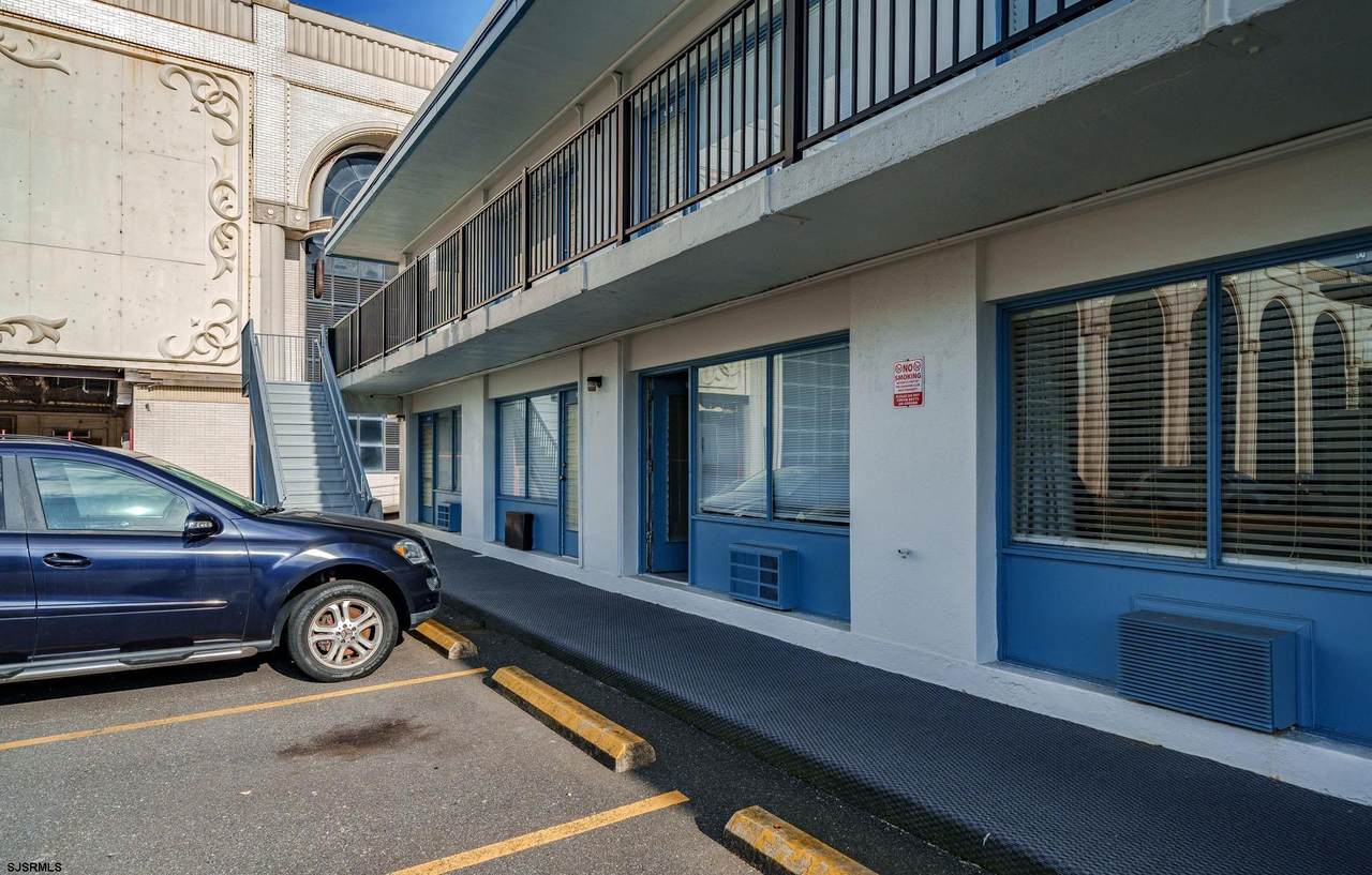 3501 Boardwalk - Photo 1