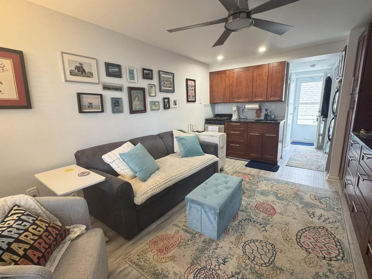 9201 Atlantic Ave - Photo 1