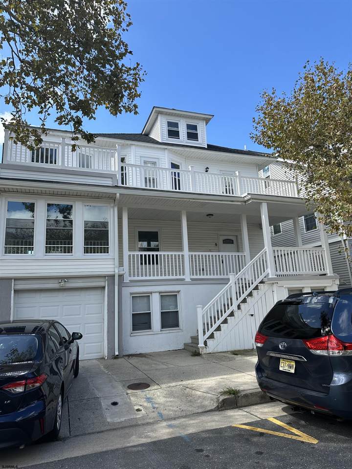 12 Jackson - Photo 1