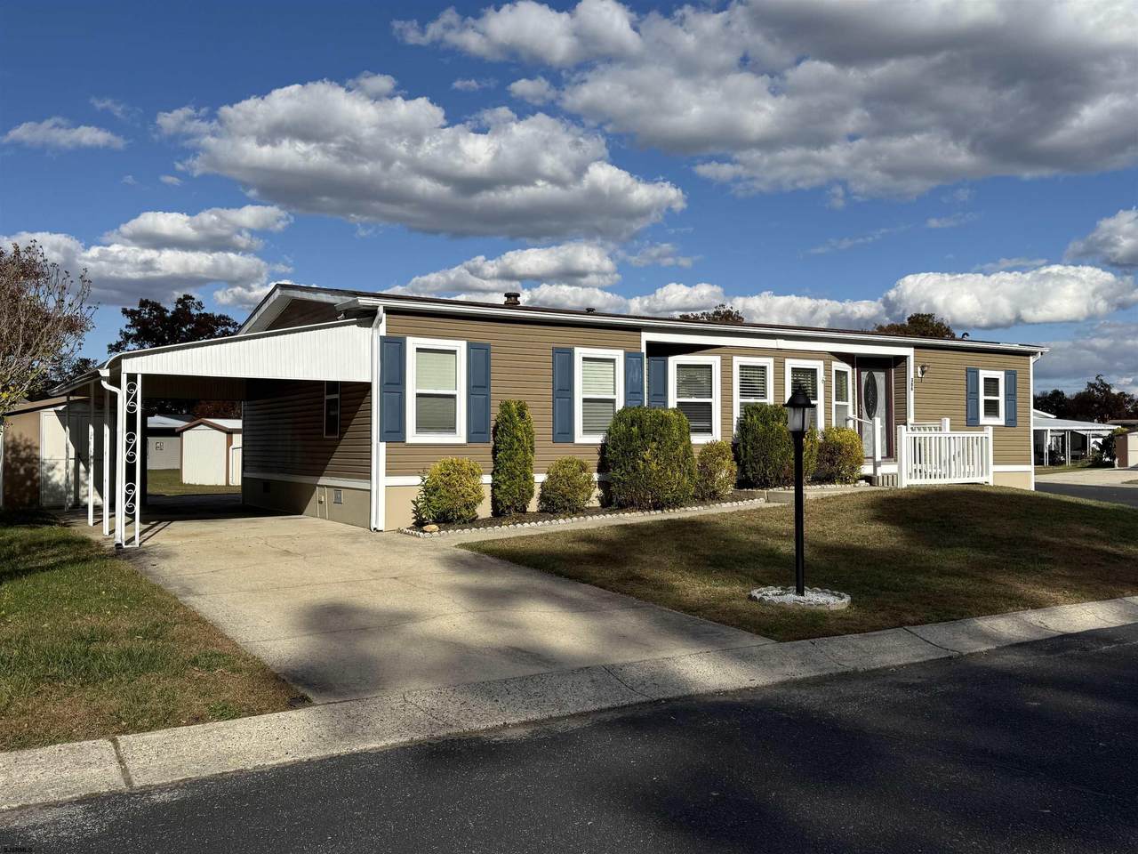 386 Indian Way - Photo 1