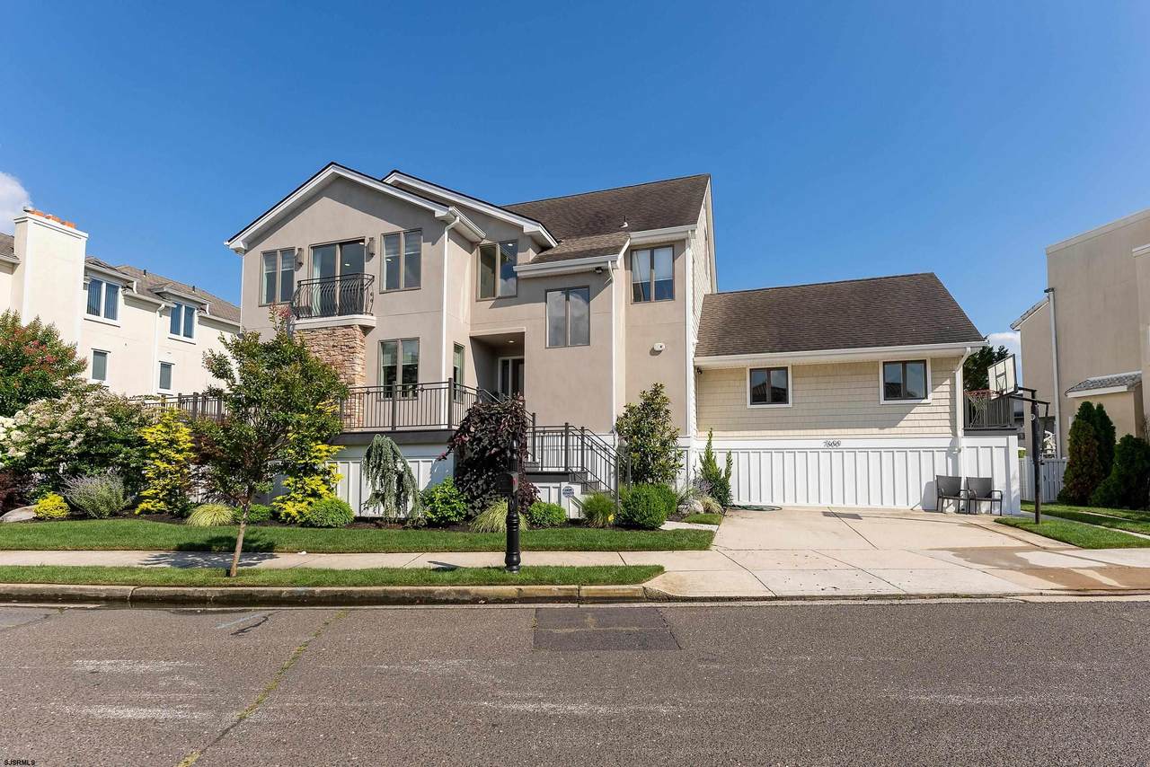 7600 Bayshore - Photo 1