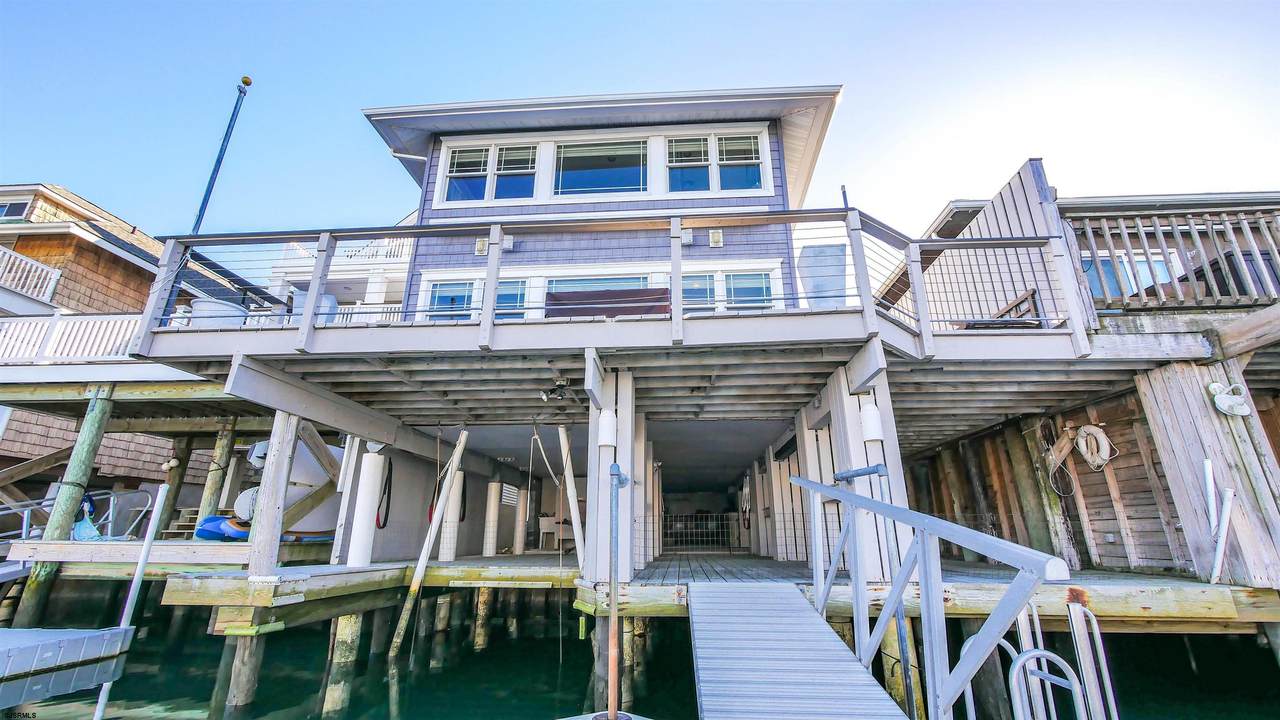 5611 Winchester - Photo 1