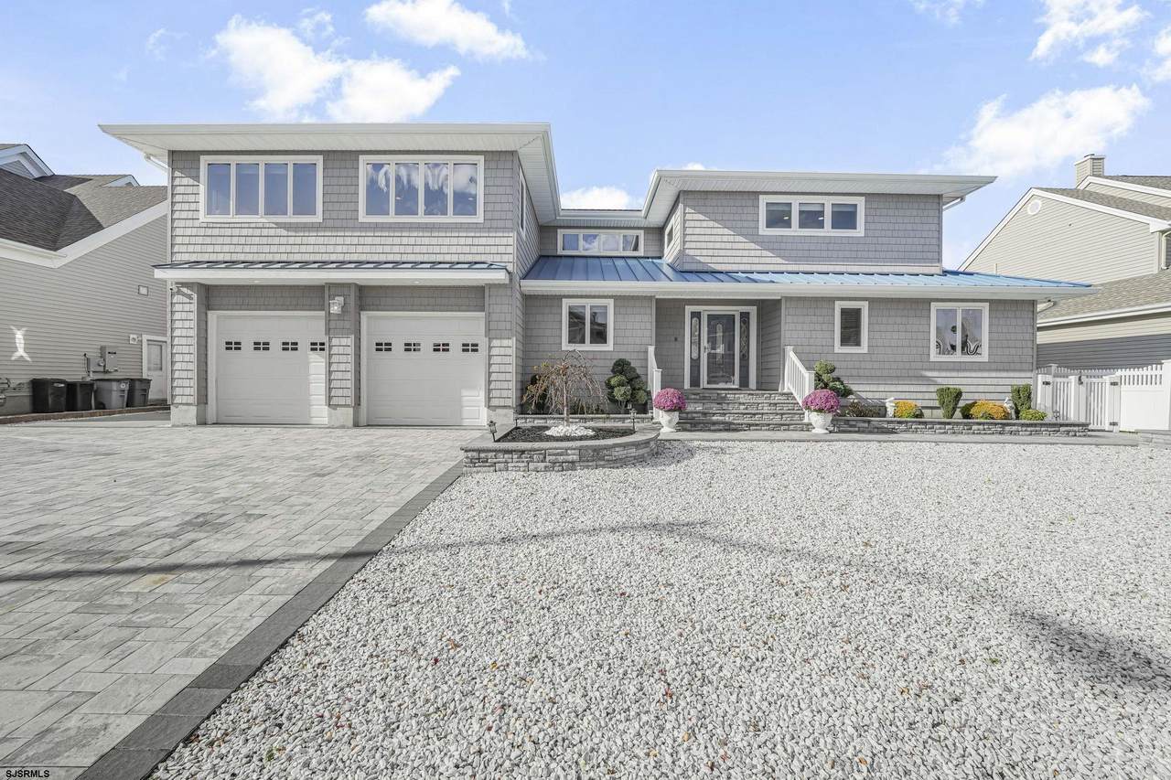 814 Ensign Dr - Photo 1