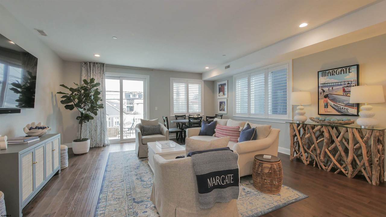 9 Granville - Photo 1