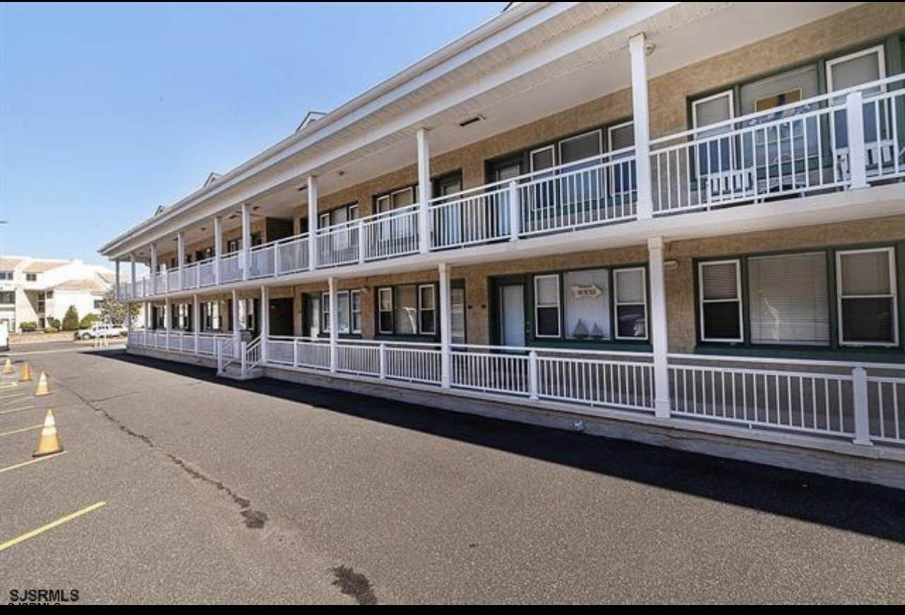 1600 Atlantic - Photo 1