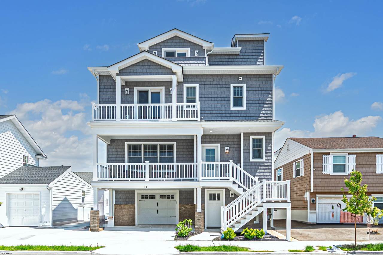 111 Belmont - Photo 1