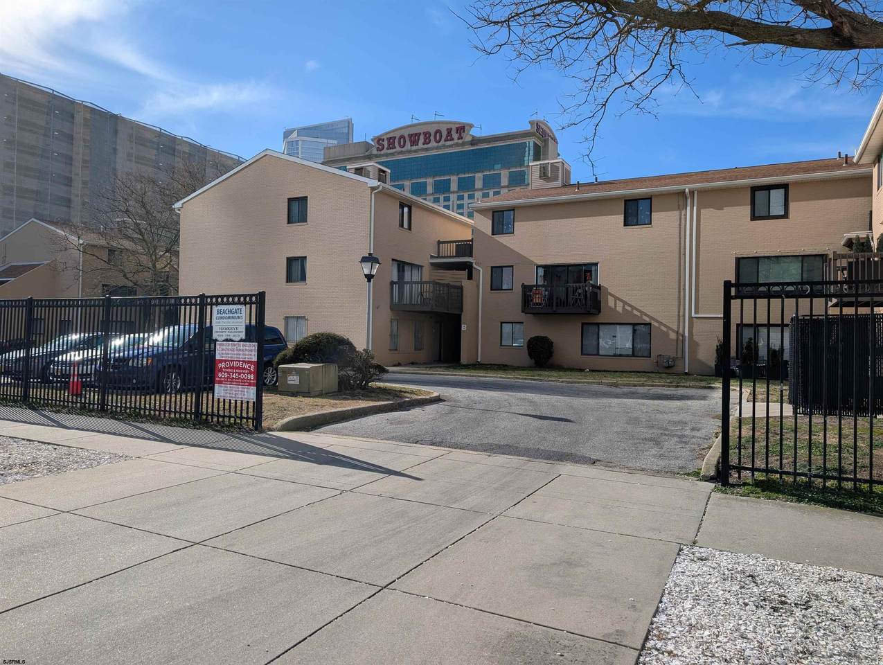 600 Pacific - Photo 1