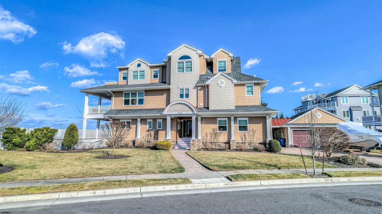 909 Cambridge - Photo 1