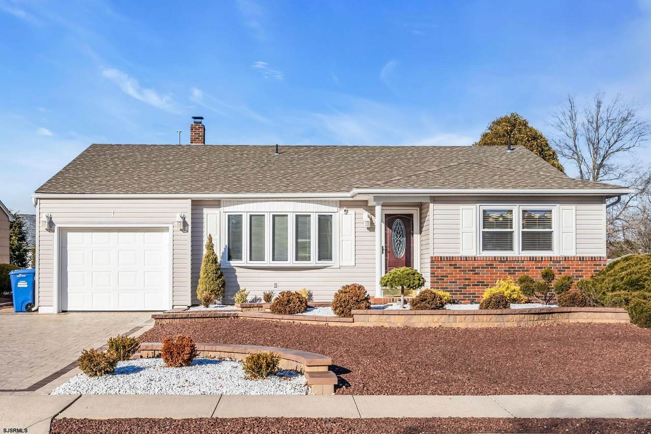 1 Westport Dr - Photo 1