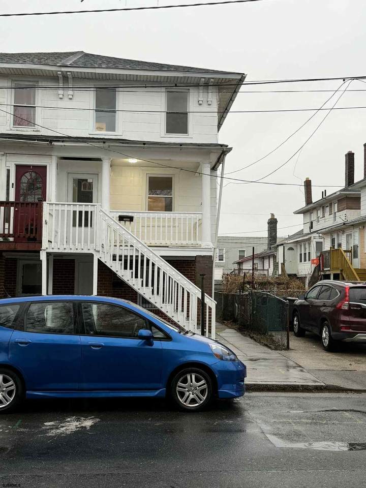 3916 Winchester - Photo 1