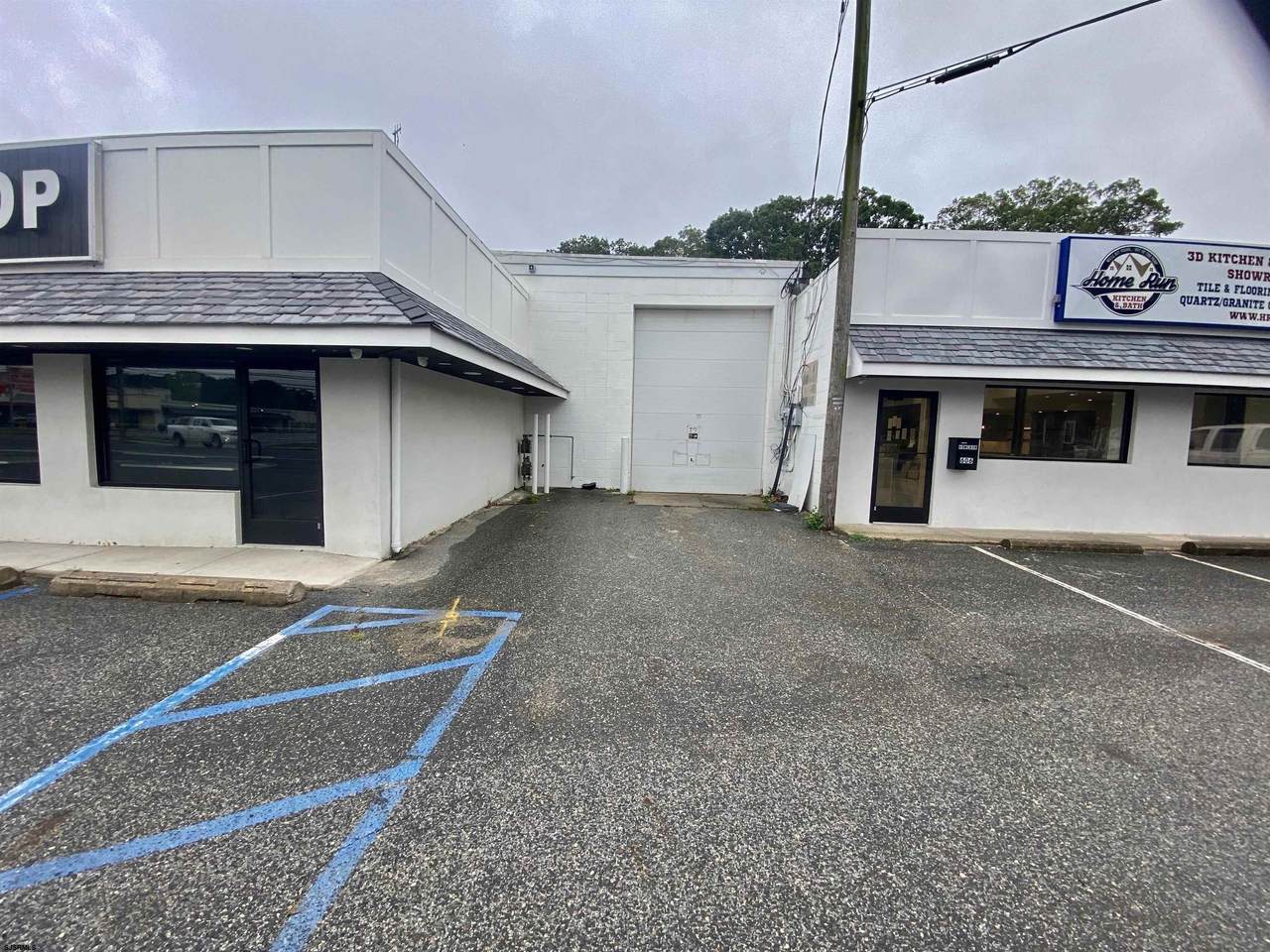 604 New Rd - Photo 1