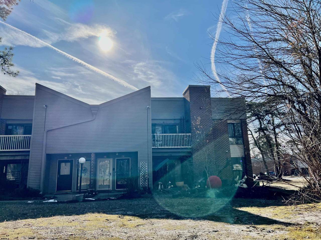 705 Meadowbrook - Photo 1