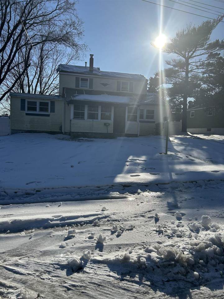 411 Montclair - Photo 1