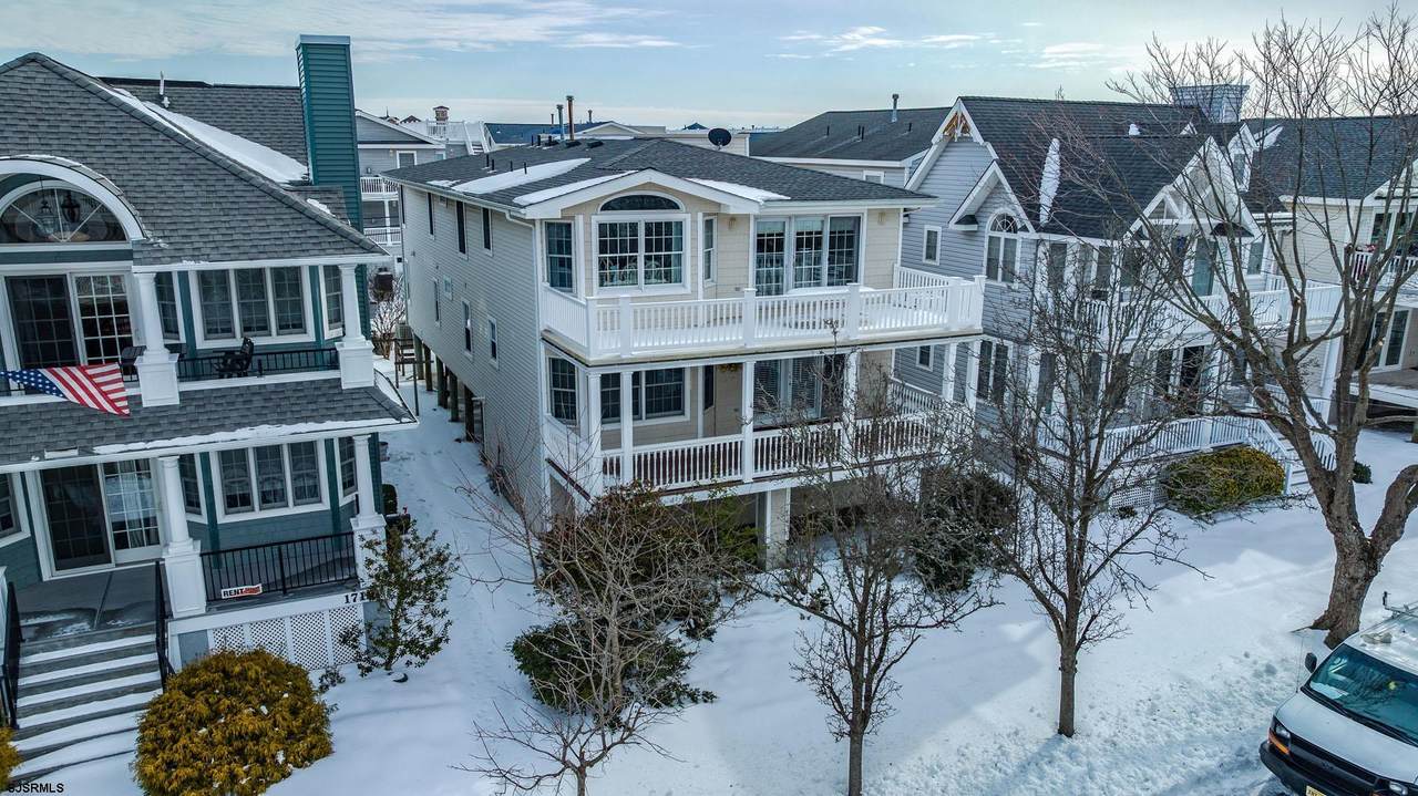 1721 Central - Photo 1