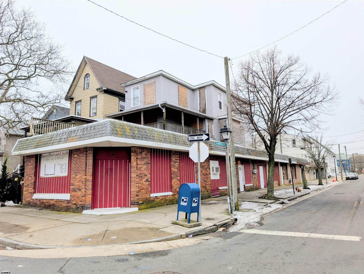 420 Indiana - Photo 1