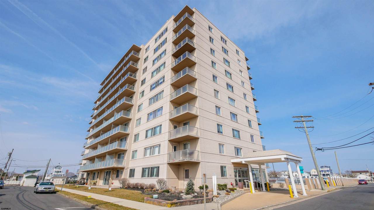 6101 Monmouth - Photo 1