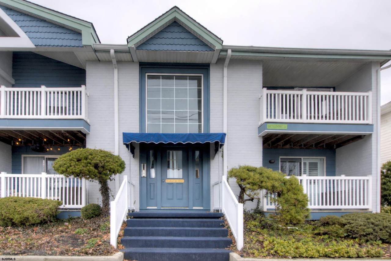 537 B Bay - Photo 1