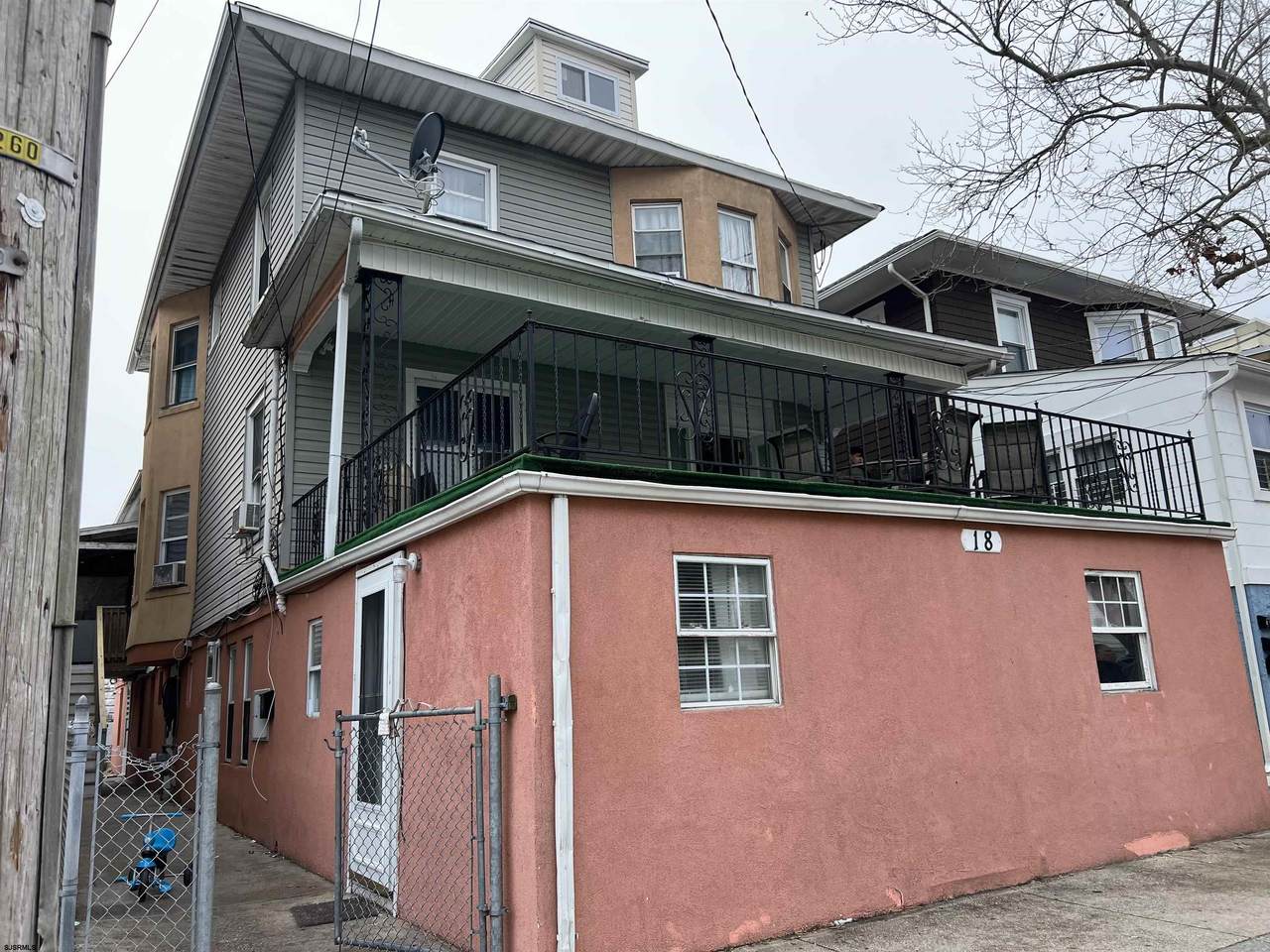 18 Sovereign - Photo 1