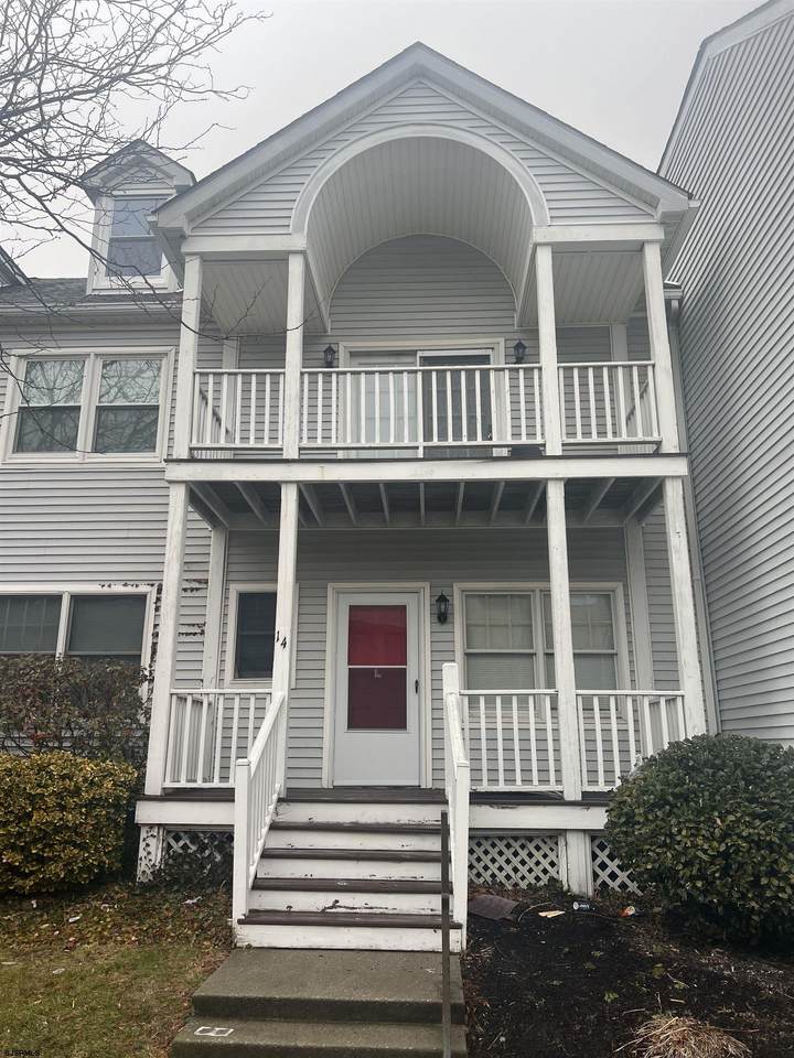 14 Windjammer - Photo 1