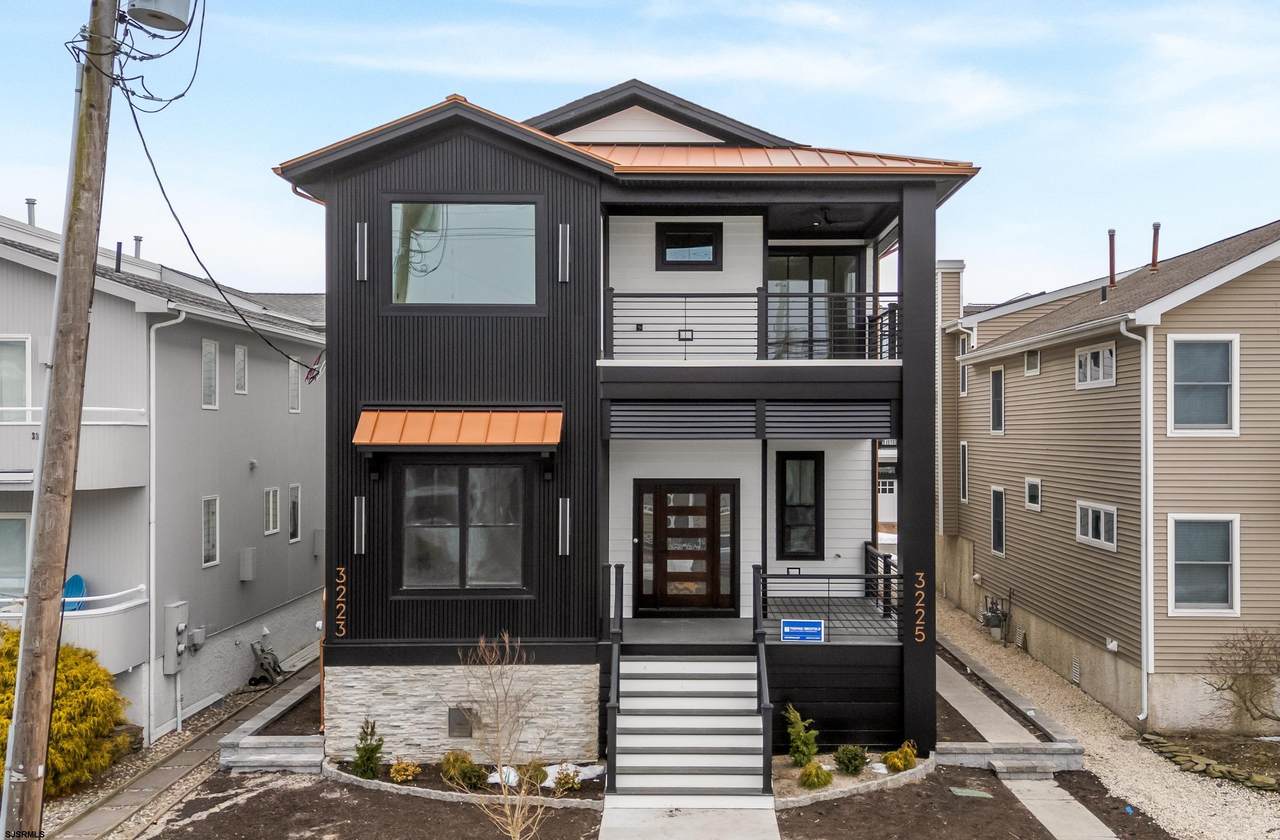 3223 Central - Photo 1