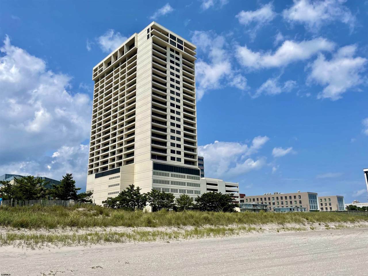 3851 Boardwalk - Photo 1
