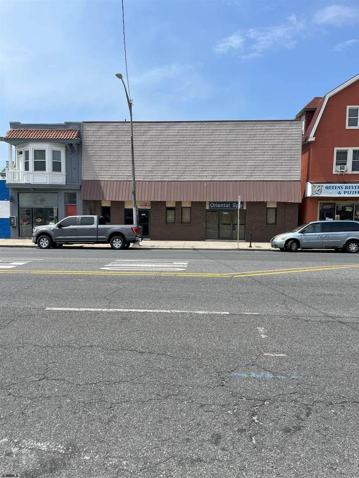3207 Atlantic Ave - Photo 1