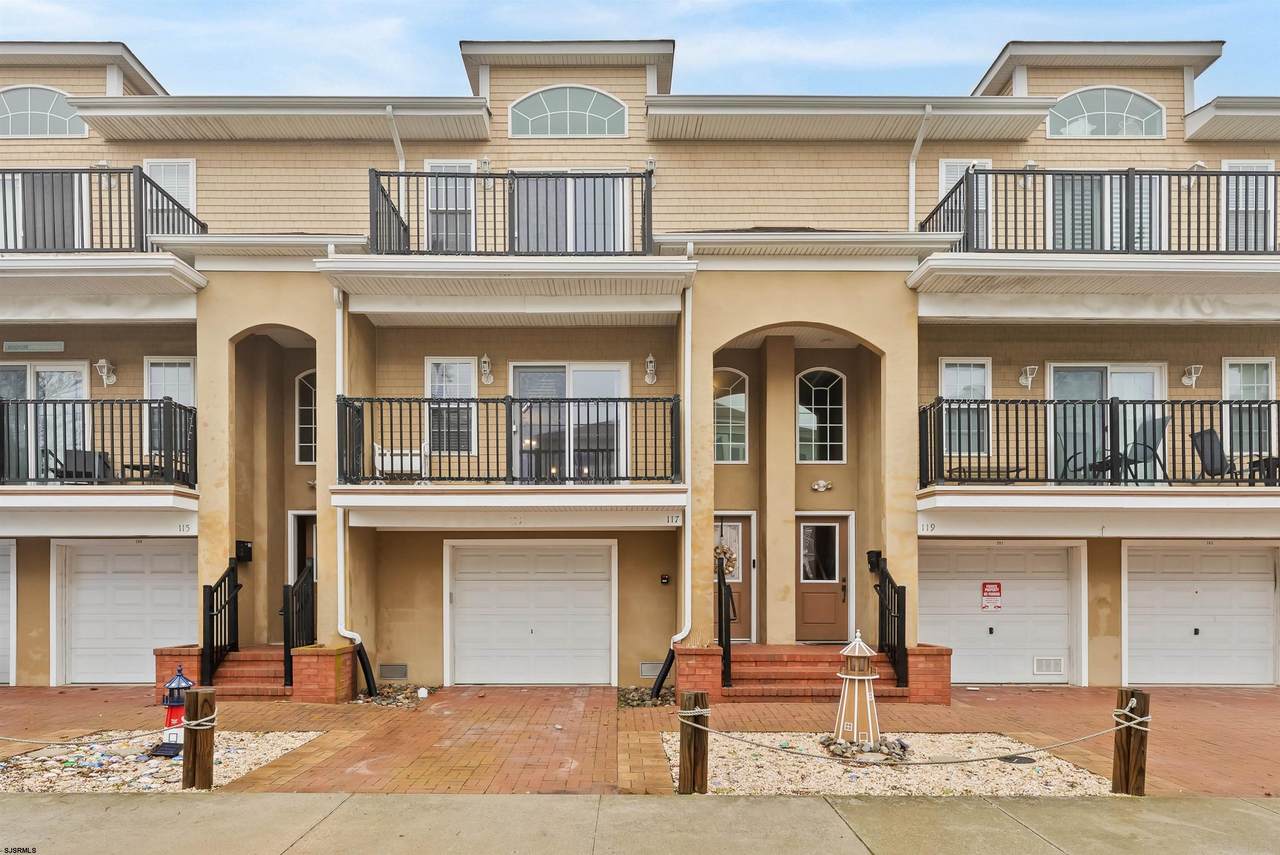 117 Maple - Photo 1