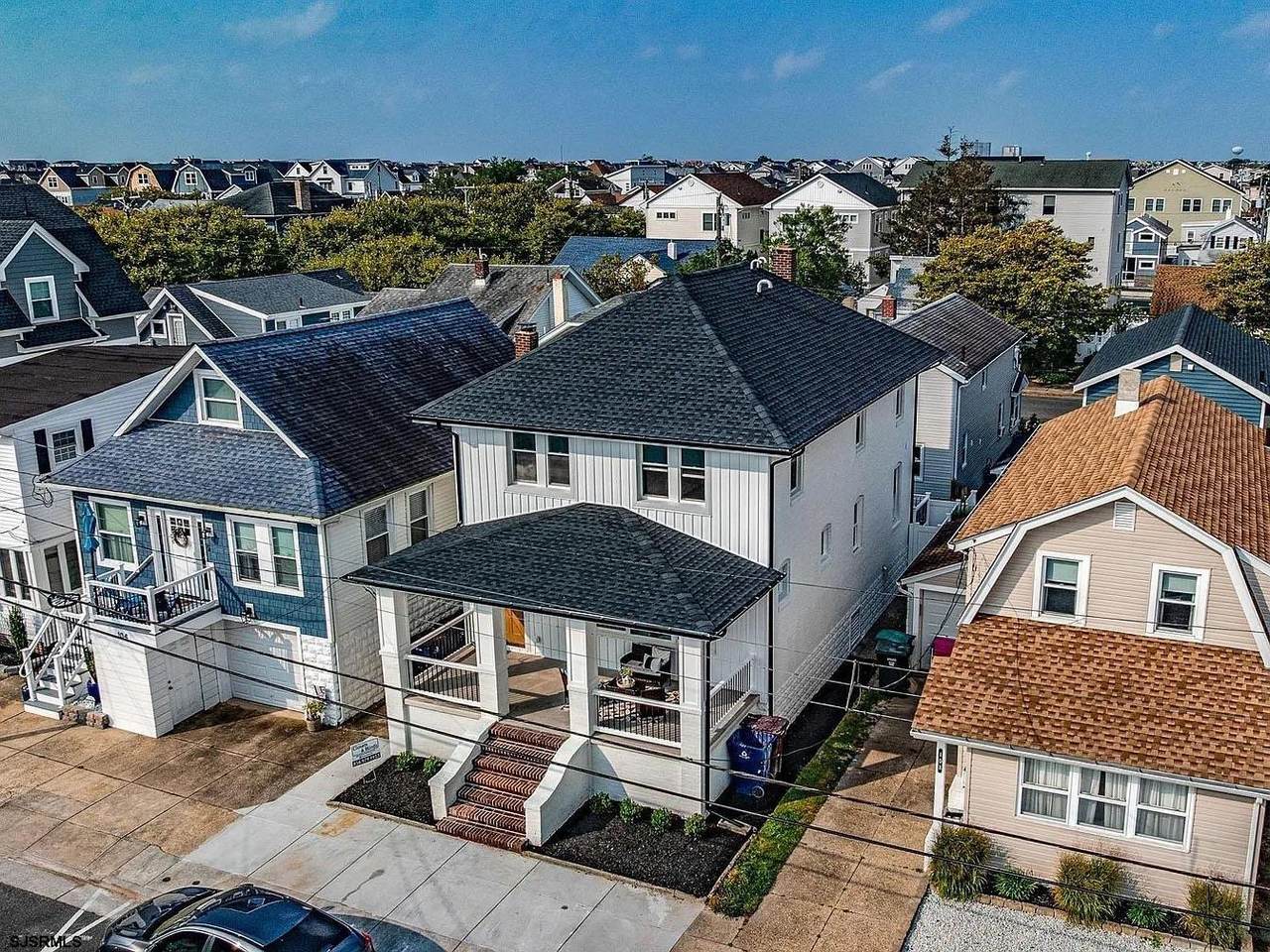 106 Troy Ave - Photo 1